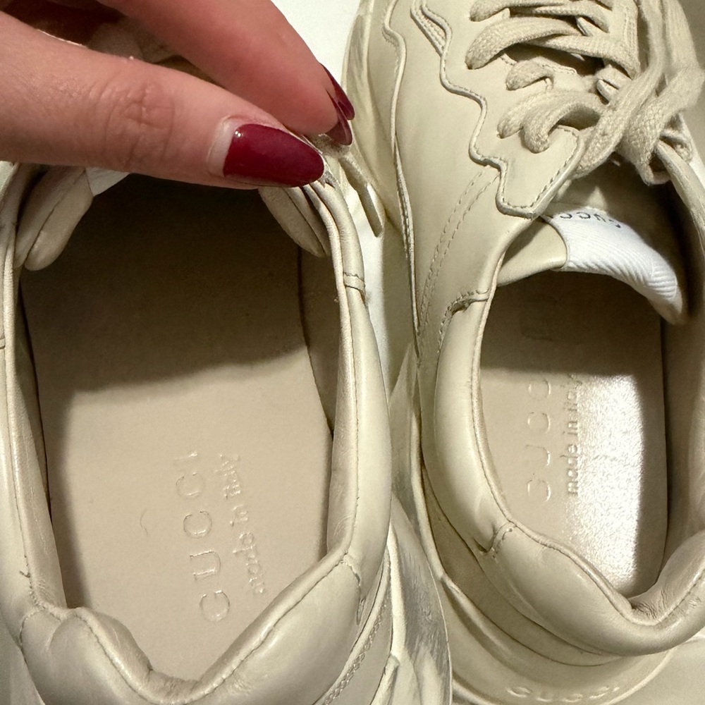Gucci Rython Off-White Sneakers with Red Logo - Picture 8 of 8